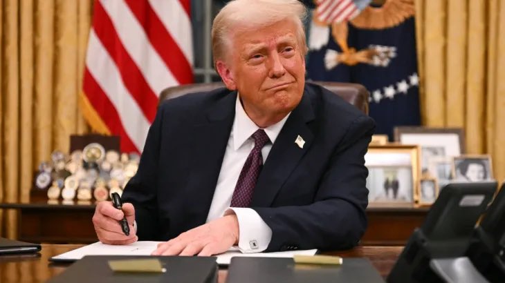 cryptorover's tweet photo. 💥RUMOR:

TRUMP PLANS TO REMOVE CAPITAL GAINS TAX ON BITCOIN &amp; CRYPTO! 

IF TRUE, 0% TAX ON CRYPTO IN THE U.S. 🚀 https://t.co/lyuxG3RScC
