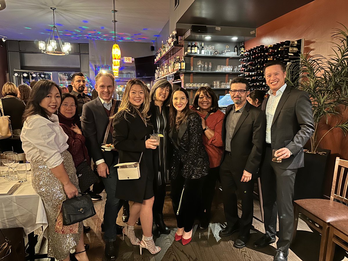 UnityBiotech's tweet image. To our dedicated staff—you are the heart of our company.
At UNITY, we foster an inclusive culture that celebrates individuality and embraces our rich diversity. We’re grateful to our wonderful team for continuously embodying the heart of UNITY! #EmployeeAppreciation