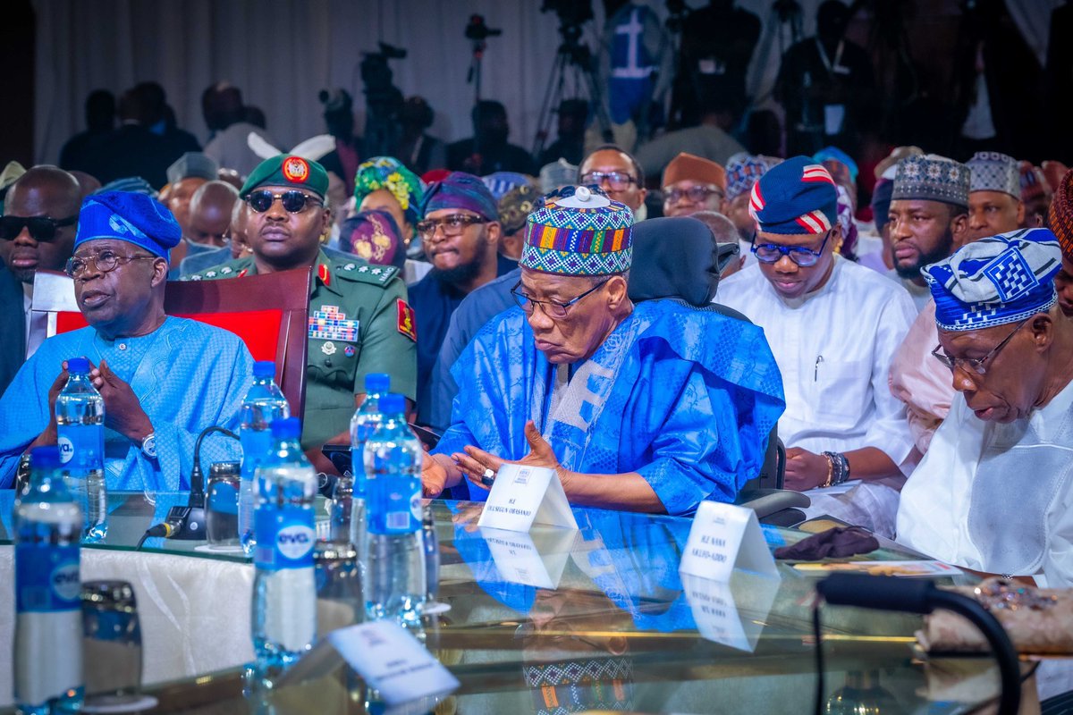 drkemiofnigeria's tweet photo. Today is a very sad day in Nigerian history. Mark down February 20th 2025 for your kids and grandkids. I told Nigerians in 2015 and 2020 what IBB said today. Gen David Mark threatened Abiola unless IBB anulled the election and in his exact words “If you don’t cancel that Abiola win, we will kill him ourselves” This is a day Chief Edwin Clark and Chief Ayo Adebanjo should be alive. They both passed away earlier this week. When I tweeted these, David Mark’s late son Tunde threatened me on Facebook but I did not back down. His father help steal a mandate and went on to become a Benue Senator and Senate President earning N1.5B location allowances. IBB and Mark and others killed Abiola’s dream. Another reason I will never practice Journalism in Nigeria, no believability and constantly branded a mad woman. May God forgive you all. You will never find a journalist like me AGAIN! 

Today I watched all IBB’s protégés some who got oil blocks like Arthur Eze praising him that IBB made him. I did not see Deji Adeleke another oil block beneficiary. They all started their energy companies with Nigeria’s taxpayer oil. Eze donated N500M to the IBB “Presidential library”📚 while many are hungry in his backyard. Aliko was also there donating N2B yearly for 4 yrs. Today Babangida “confessed” according to the dumb mainstream media who could have reported this years ago but in fear of their owners. Sowore vindicated me as well today.

May Uncle Isiaka💔🕊️🪦 our family friend aka Serubawon Adeleke rest in peace (in these pics I took with my dad when we visited him in 2016 in Oshogbo) He gave IBB sleepless nights on the Abiola election 🗳️ 🇳🇬annulment. Now you know why I lead a protest at late Olubadan Odulana’s 🪦🕊️palace in 2015 when they wanted to give David Mark an Ibadan chieftaincy title. My dad begged me to abort the protest. David Mark is still alive and my dad will be 90yo in 6 weeks. Babangida made Buhari pacify the family with their Democracy day on June 12th. I don’t celebrate lies. 

Below are my tweets. Some of you were mere kids in 2015. Know the history of Nigeria. 

God Bless Nigeria.

@DrOlukemiOlunloyo 🇳🇬