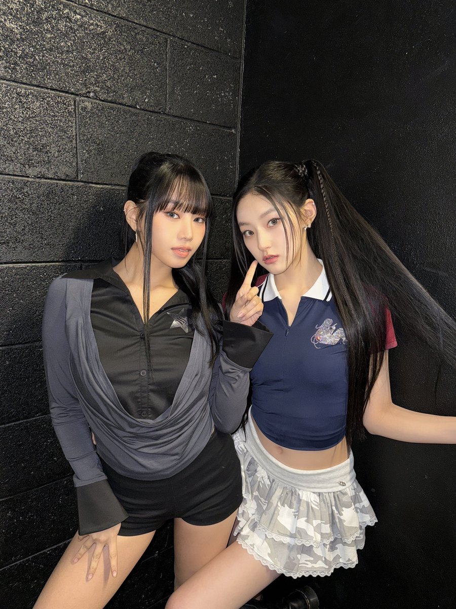 KISSOFLIFE_S2's tweet photo. [K-LIP] Milan KISSY!🇮🇹 Excited to make some amazing memories with you tonight! Please look forward to our performance🎤

#KISSOFLIFE #키스오브라이프 #KIOF #KISSROAD #KISSROADinEU2025 https://t.co/kU8eUGHECk