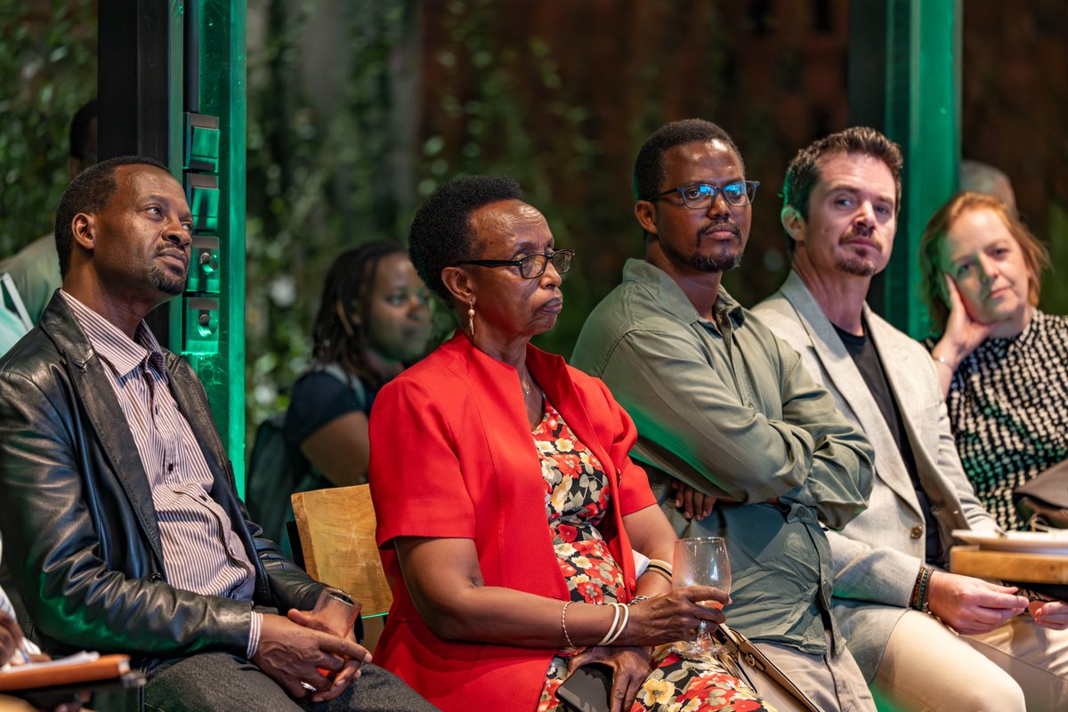 CoEBrwanda's tweet photo. "By blending scientific research with traditional knowledge, the Legacy Tree Project will protect biodiversity and strengthen the connection between people and nature. These trees are living testaments to Rwanda’s history," said @BethKaplin1 

#LegacyTreeProject #GreenRwanda 🇷🇼 https://t.co/YXZpYCgYRZ