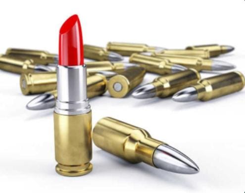 يتشابهان في الشكل ويختلفان في الوظيفة ⁉️

واحدة الفتنة ولاخرى للقتل 

{وٌآلَفُتٌنِةّ آشُدٍ مًنِ آلَقُتٌلَ}