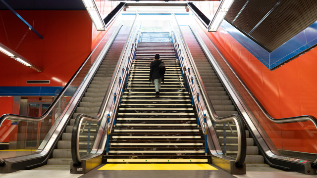 Want a winning team? Build a hopeful culture! Start by setting goals rooted in shared values and empowering your colleagues. bit.ly/3XdJRKW