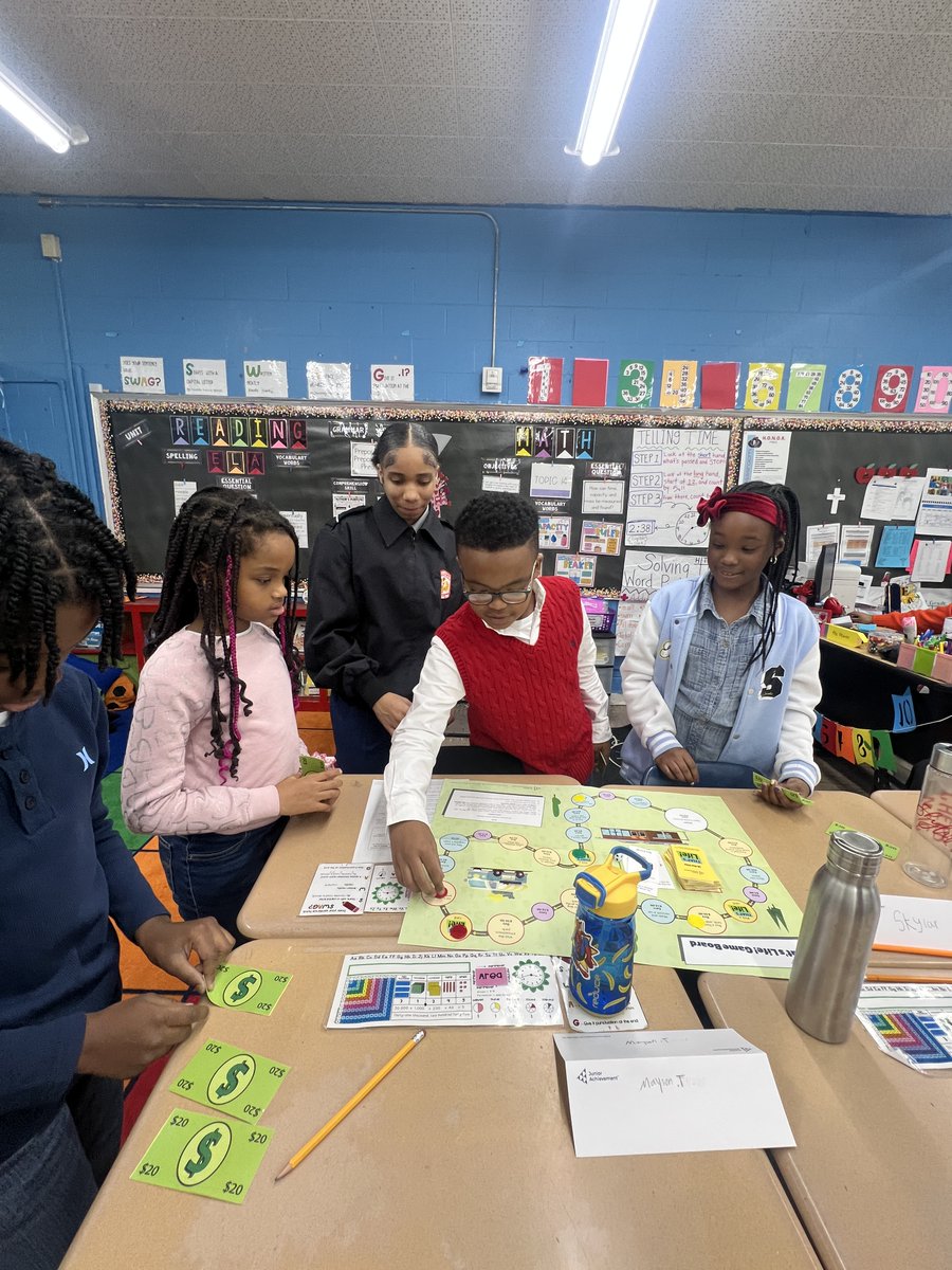 JAofAlabama's tweet image. Cadets from Huffman Academy JROTC taught a #JAinaDay at WJ Christian Academy. Thank you!