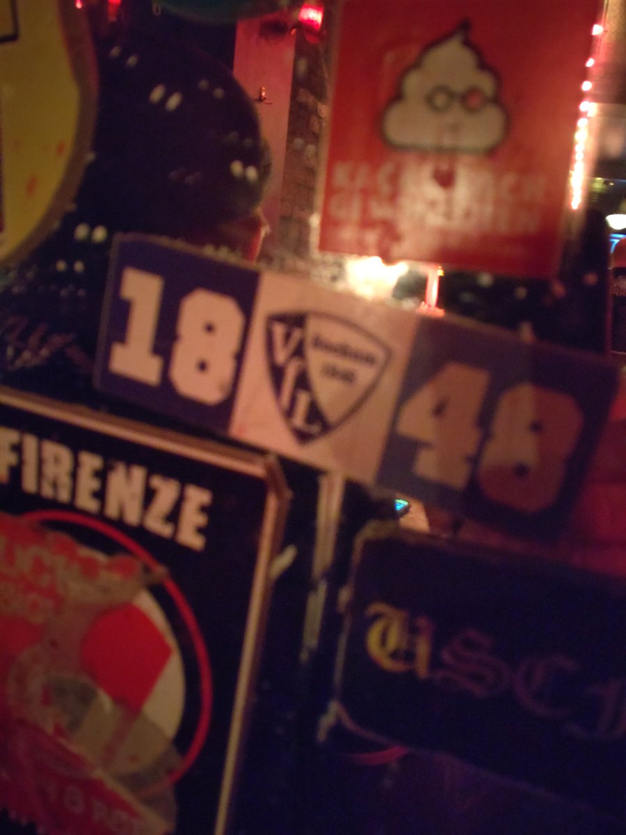 Litt mørk rockepub i Dublin <a href="/DHZpod/">Dritte Halbzeit podcast</a>