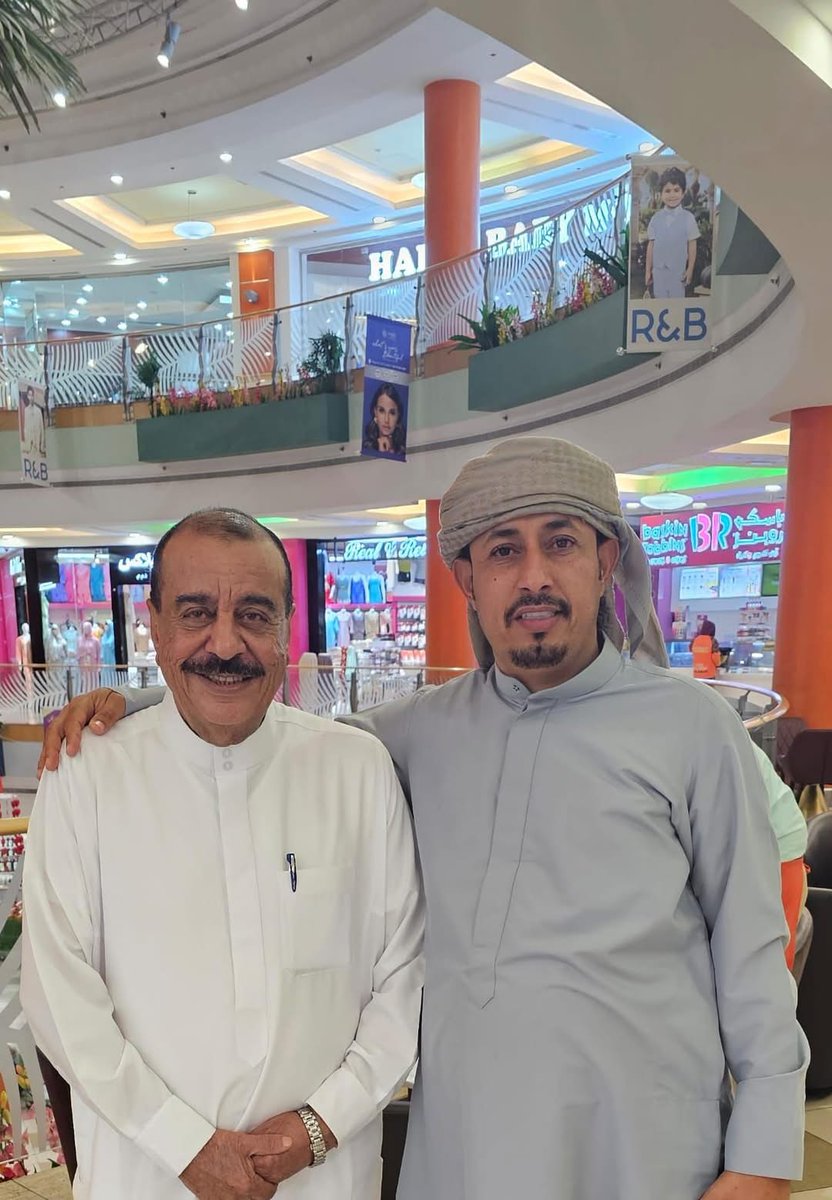 الثنائي الاقوى في حلقة المعادلة الوطنية العسكرية والسياسية الجنوبيه ثنائي يعول عليه كثيراً في قادم الأيام في ظل الأوضاع التي تشهدها الساحه.
#عبدالله_القفعي