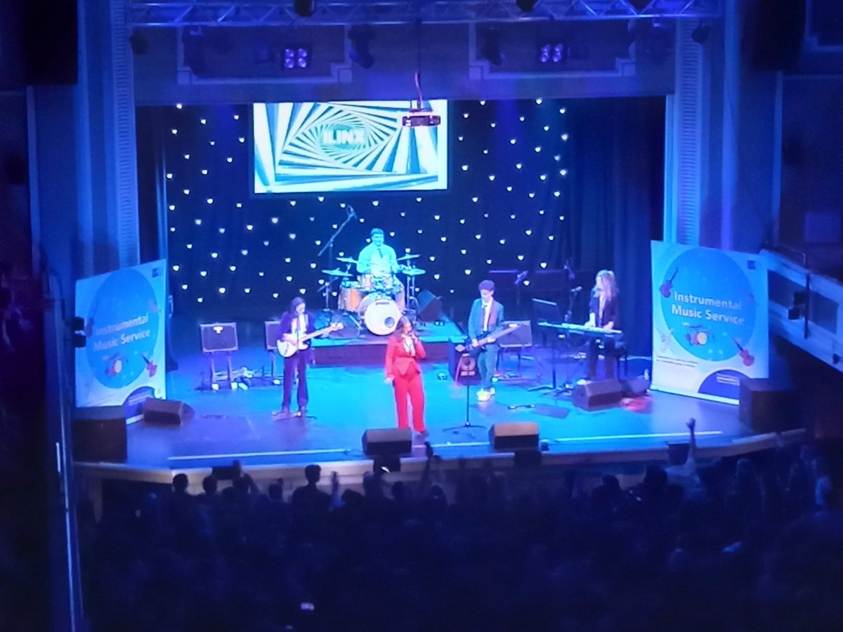 Ilinx performing 'Hey Jude' at Hamilton Town House, representing <a href="/LesmahagowHigh/">Lesmahagow High School</a> . Well done Perla, Beau, Charlie, Sarah and Callum!