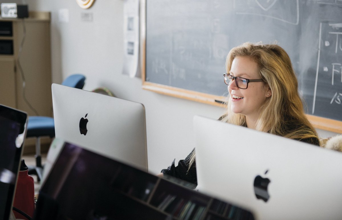 🚨 Reminder: Scholarship Deadline Approaching! 

Thinking about attending King’s for an undergraduate degree? Apply for scholarships by March 1 &amp; explore bursaries like the Joyce Family Foundation Bursary! 💰 ukings.ca/admissions/fin…