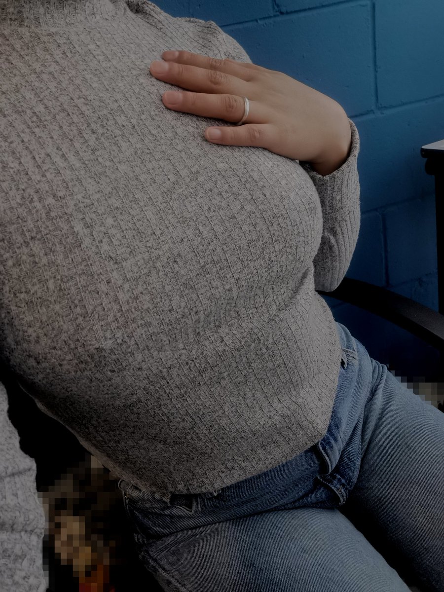 Aburrida en el trabajo

#SwingersMéxicoCDMX #swingersméxico #SwingersCDMX