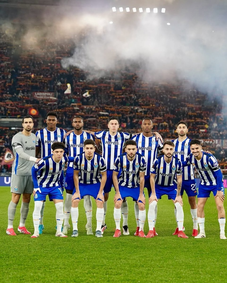 FC Porto da Depressão 🔥🐲 tweet media