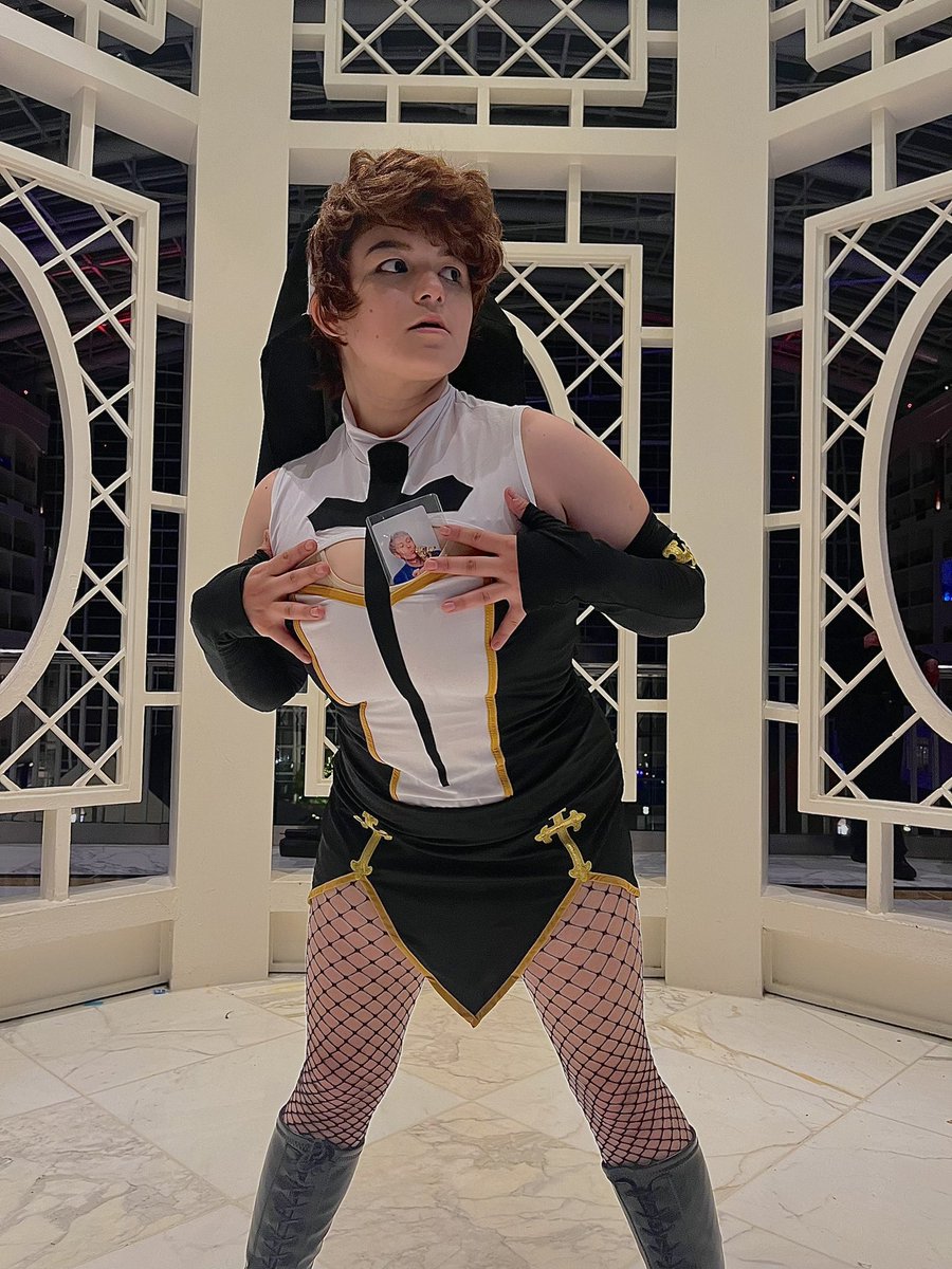 kiwikikoz's tweet photo. So I cosplayed Sister Daniel at an anime convention… #katsucon2025 https://t.co/bJETJoq3Qz