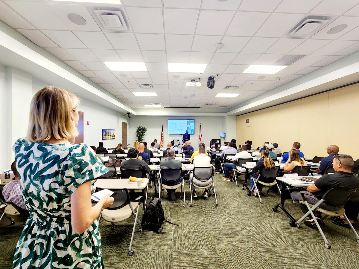 FSMSDC's tweet image. Ravel Bonilla &amp;amp; Ryan Davis recently delivered expert training at the Turner School of Construction Management in Orlando! 🎓🙌🏽 TAP helps minority-owned businesses succeed with customized solutions.

#TAPProgram #MinorityBusiness #BusinessGrowth
