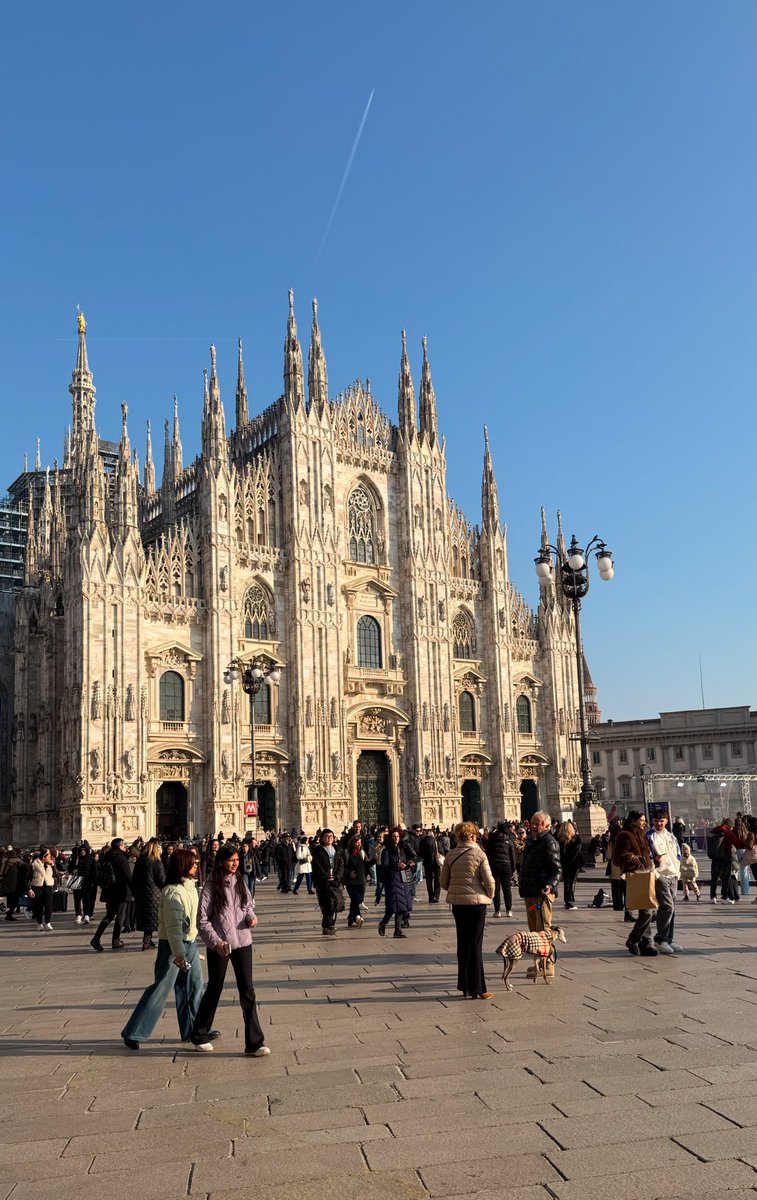 Three days of science in Milan 🇮🇹 
#ESO #MOONS #astronomy #physics #Milan #Science #Universe #galaxies #IASF #astrophysics