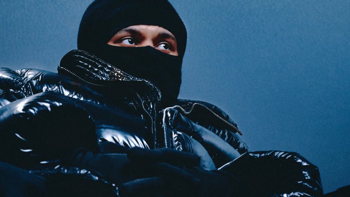 weekndmexHQ's tweet photo. 📸| The Weeknd para la revista Complex de Febrero 2025 https://t.co/PrzbbBsH4w