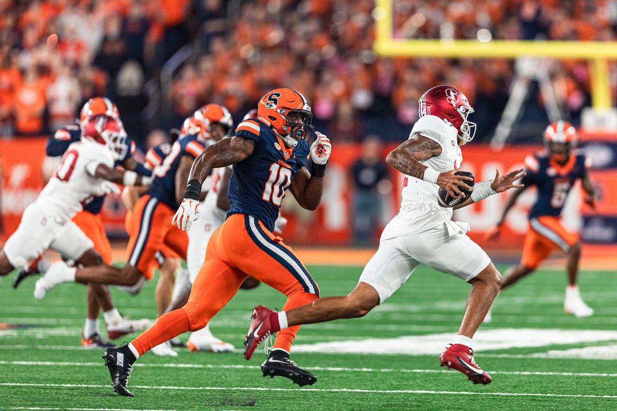 Michael Holcomb Jr (@mike_holcomb1) on Twitter photo Blessed to Receive My First Offer From Syracuse University 🍊 #AGTG <a href="/CoachNickWill/">Nick Williams</a> <a href="/BrianDohn247/">BrianDohn247</a> <a href="/CuseFootball/">Syracuse Football</a> <a href="/FTRreport/">Fast Track Recruits</a> #FTR Blessed to Receive My First Offer From Syracuse University 🍊 #AGTG <a href="/CoachNickWill/">Nick Williams</a> <a href="/BrianDohn247/">BrianDohn247</a> <a href="/CuseFootball/">Syracuse Football</a> <a href="/FTRreport/">Fast Track Recruits</a> #FTR