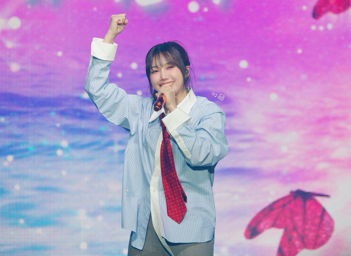 250220 핑크 뉴 이어 싱가포르 은지 프리뷰 🐾

<a href="/Apinkjej/">정은지</a> 🐶🫶🏻

정은지 언니 진짜 귀여워 미치겠어 🤏🏻

#Apink #에이핑크 #정은지 #은지 #郑恩地