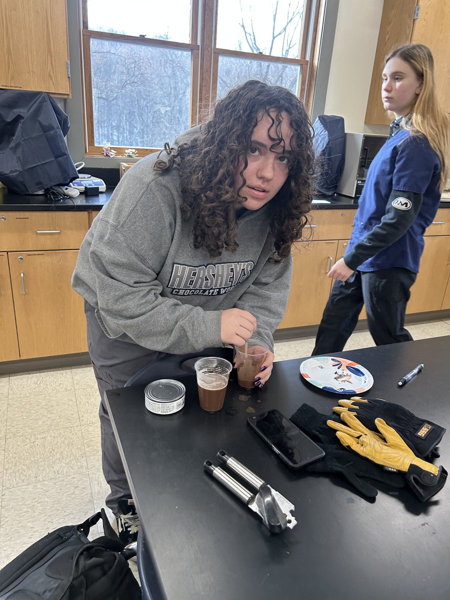Manure gives us an indication of some conditions in ruminant animals...🤠 Animal Science juniors were assigned various diseases in cattle &amp; created what the manure looks/smells like. 💩 Students had to figure out the disease. #science #STEMeducation  #careerandtechnicaleducation