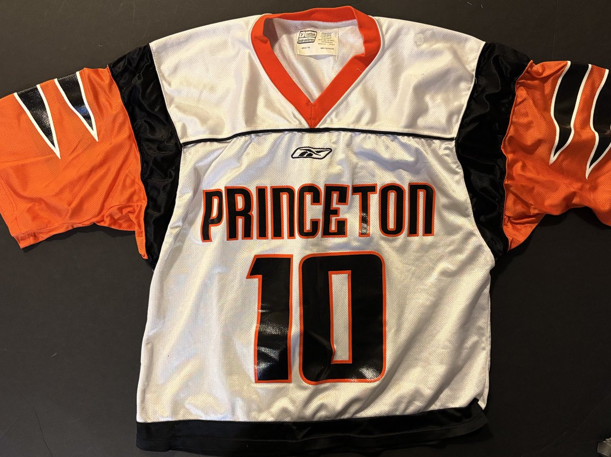 VintageLaxBrand tweet media