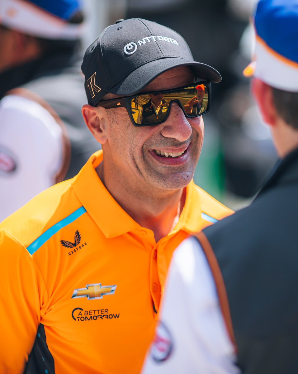 Tony Kanaan (@tonykanaan) on Twitter photo 🇺🇸 Happy to take on this new challenge as Team Principal at <a href="/ArrowMcLaren/">Arrow McLaren IndyCar Team</a> ! It’s an honor to continue this journey with such an incredible organization. 🇺🇸 Happy to take on this new challenge as Team Principal at <a href="/ArrowMcLaren/">Arrow McLaren IndyCar Team</a> ! It’s an honor to continue this journey with such an incredible organization.