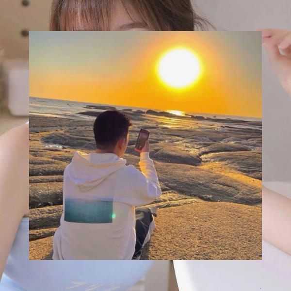 Lys gave her some orders in a low voice 🌂 🍂 💼 💰