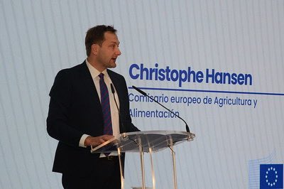 🔵Mayor simplificación administrativa
 
🔵Lucha contra la competencia desleal de terceros países

🔵Más financiación para nuevas infraestructuras con las que garantizar el agua

🔵Una PAC fuerte, con especial atención a los jóvenes