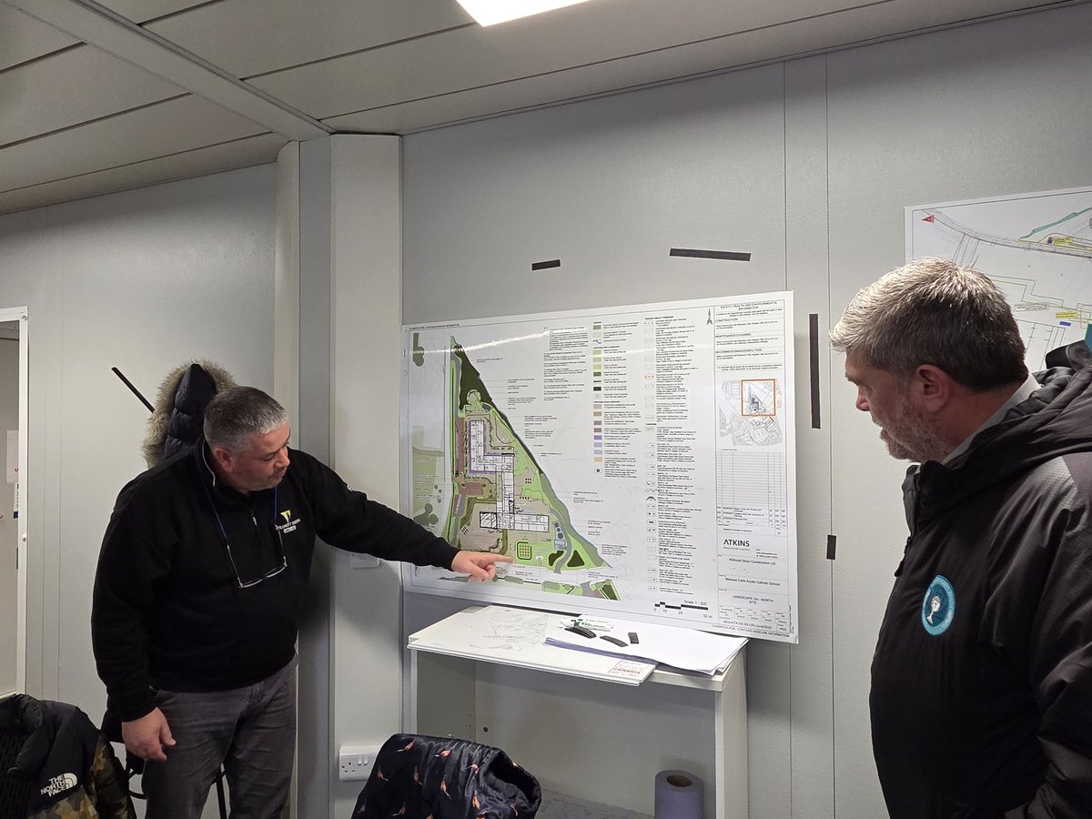 marys_rc's tweet image. Diolch yn fawr iawn to Rhys Williams from Willmott Dixon for giving the Senedd Ministers a comprehensive and exciting update of the BCA Project, which will be shared with their campuses. 
@Illtyds_RC
@StAloysiusRC
@BishopHedleyRC
#ComingSoon 
#BuildProgress 
@WillmottDixon