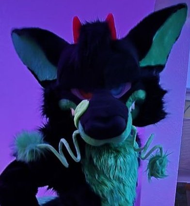 Opv a big bowl of buck eyes with some Guinness ;3 

🧵🪡@morefurless