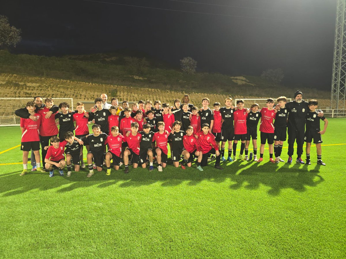 CanteraUDLog's tweet photo. INFANTIL B (Amistoso 🔛🔋)

▪️@UDLogrones 0-2 Brooklyn United

#CanteraUDLog https://t.co/tJcdJLffuM