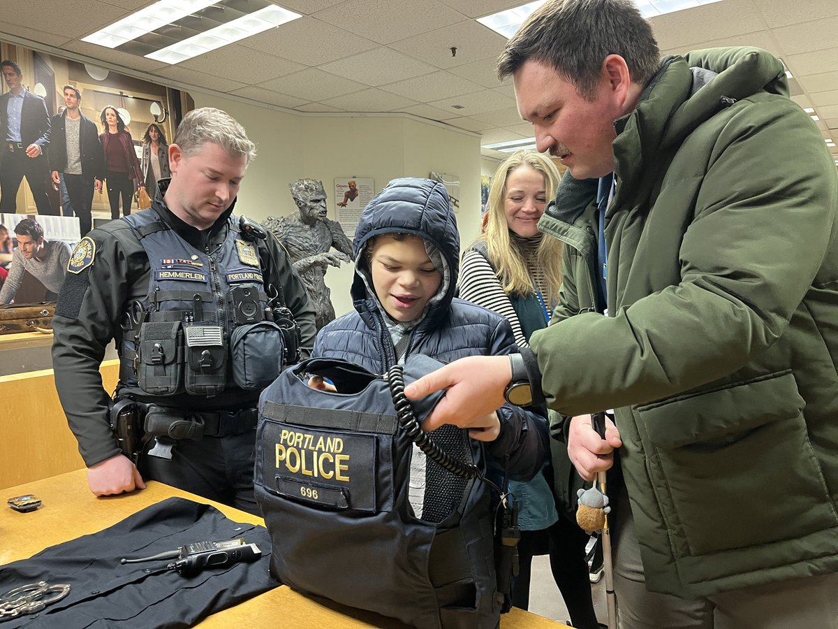 Portland Police tweet media