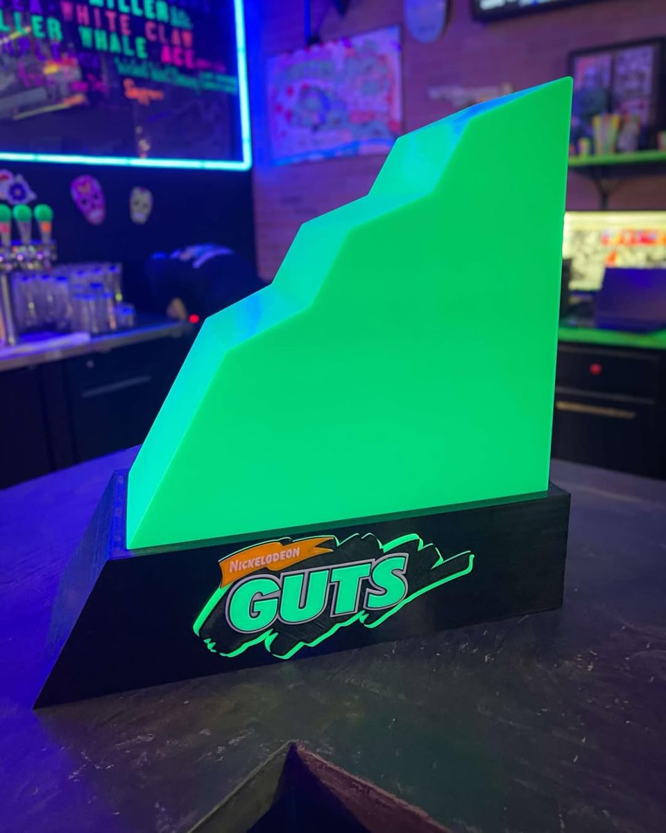 GameQraft's tweet image. DO YOU HAVE IT!? GUTS!!! The AGRO CRAG lifesized UV reactive Guts trophy - Commissioned by a local retro arcade bar. crafted by @gameqraft