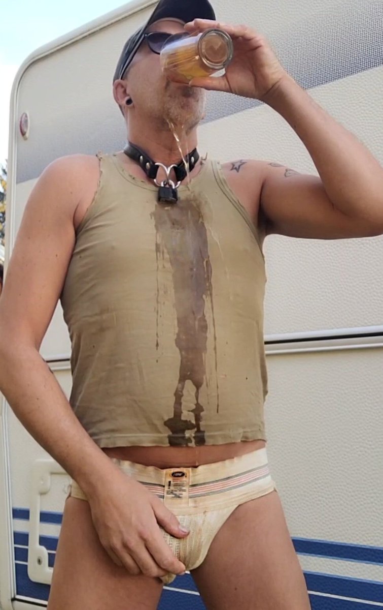 PureFilthPig's tweet image. Wanna share some piss and get totally filthy with me? Have a look at this video and many more at  darkfans.com/posts/10440055 and throw me a DM for colab or play at Darklands 😈🐷💦. Don't forget to RETWEET and comment nasty 😋.
#pisspig #perv #pigplay #anonloads #nsfwtwt #nsfwacc