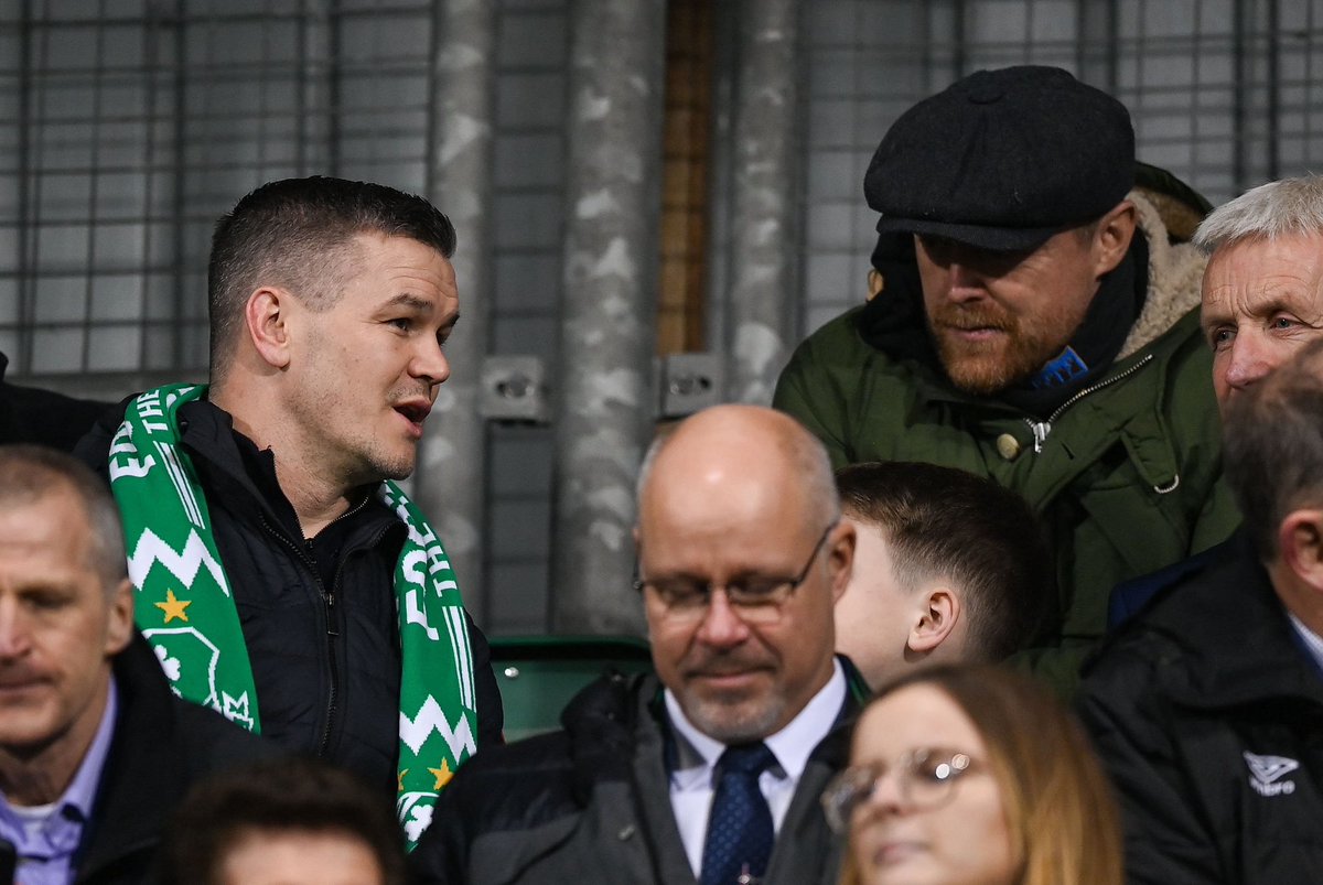 Couple of interested spectators tonight in Tallaght.