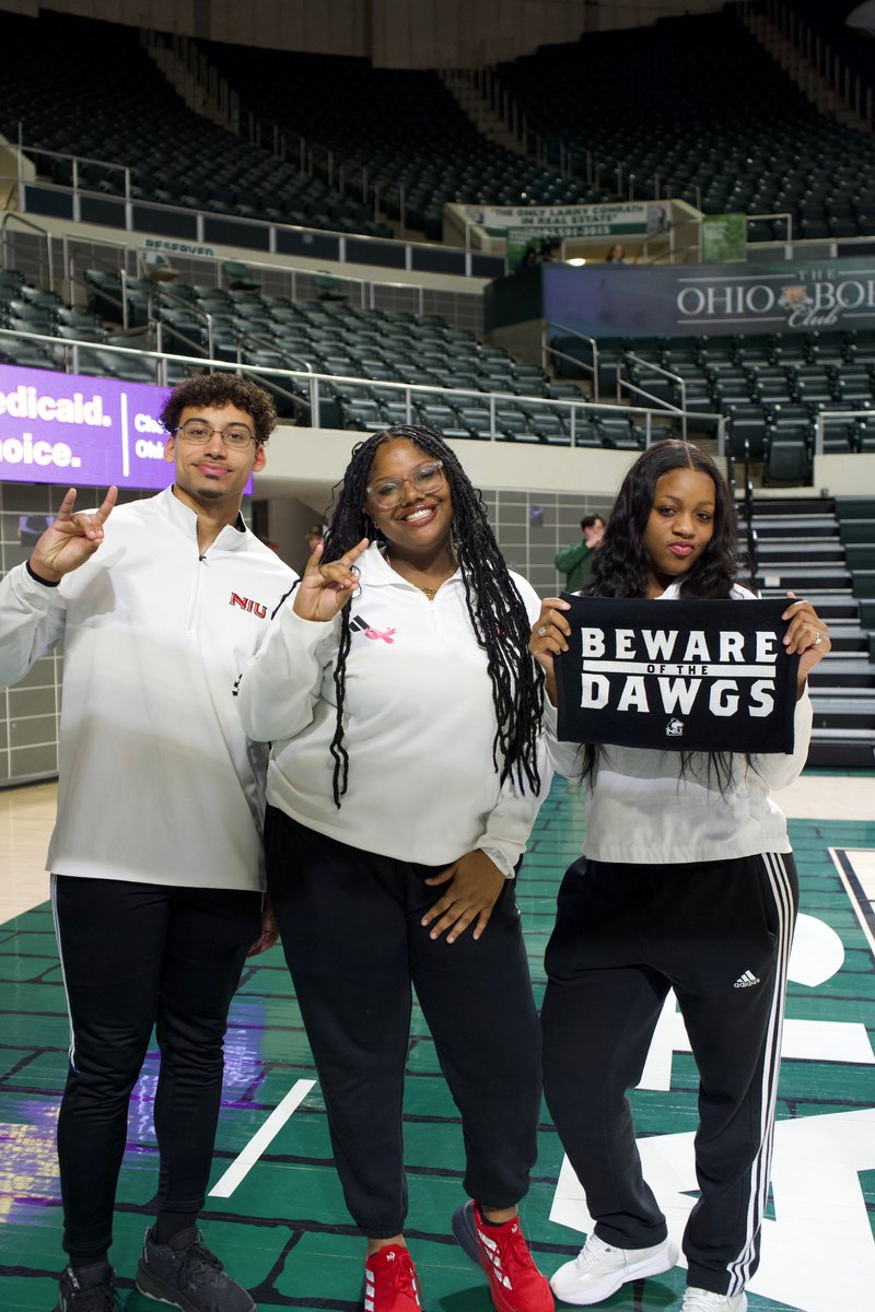 Happy #ManagerAppreciationWeek to this group of hardworking individuals! We couldn’t do it without them 🥰🐾

#HuskieUp | #IAmBecauseWeAre