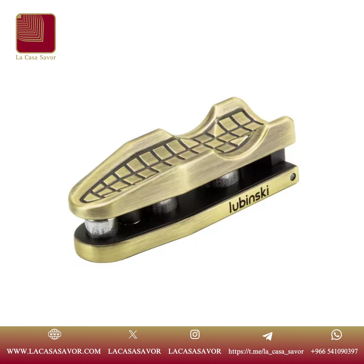 LACASASAVOR's tweet image. #قاطع #سيجار و #حامل عالي الجودة ,
حامل سيجار , 3 شفرات مزدوجة مختلف احجام القطر من #الفولاذ الحاد المقاوم للصدأ مخصص لقص #السيجار بحرفية دقيقة تمنحك أفضل تجربة للسيجار - 10084