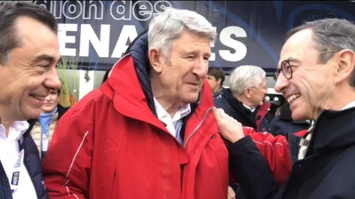 Mon gouvernement réduit de crise :

Président : Philippe de Villiers
1er misnistre : Retailleau
Defense : Pierre de Villiers
Affaires étrangères : Vincent Hervouët
Intérieur : Ciotti
Justice : Collard
Finances : Knafo
Education : Onfray
Immigration : Maréchal

Alors ?