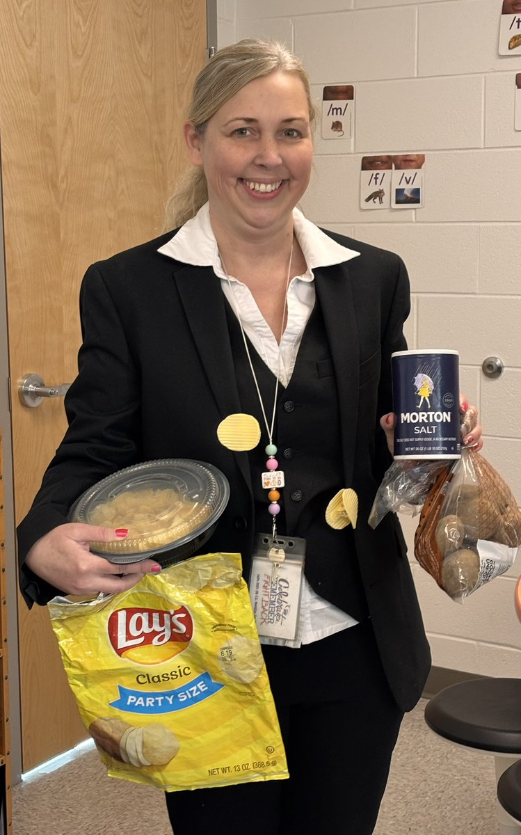 TigersTCMartin's tweet photo. Can anyone guess what this famous African American inventor created? It’s George Crum Speck the inventor of #potatochips ! Thank you Ms. Herscher for Celebrating Black History #InThisTogether #SchoolWideSuccess @madameprincipal https://t.co/Xj1BW4c6wl