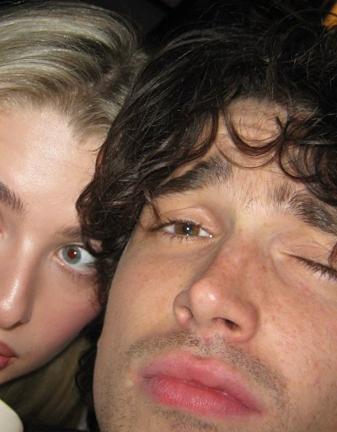 best of elijah hewson (@dailyhewson) on Twitter photo 