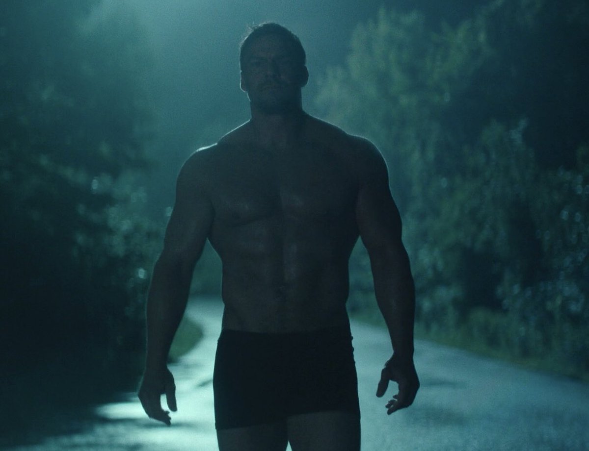 ritchsonbr's tweet photo. Alan Ritchson em Reacher https://t.co/yORLPcEgcf