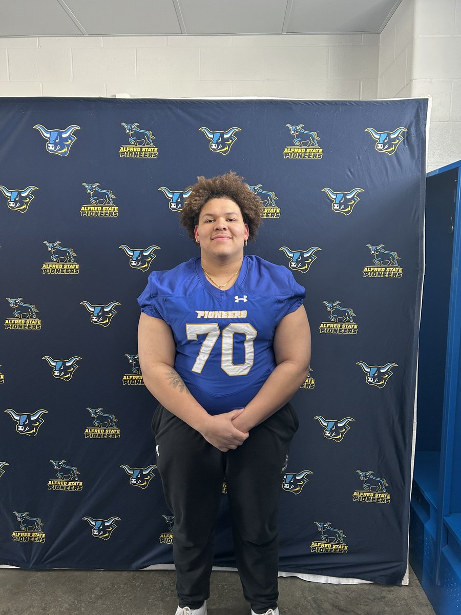 Thank you to <a href="/CoachOwenAlbers/">Owen Albers</a> for having me up and the rest of the <a href="/ALFREDSTATEFB/">ALFRED STATE FOOTBALL</a> staff for a great visit!