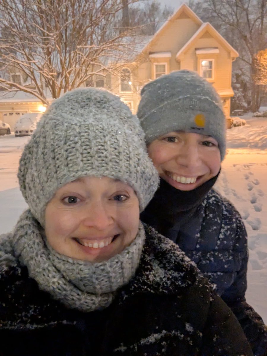 Who said virtual learning is boring?! 👀 In between asynchronous numeracy and literacy work, our explorers and instructors are enjoying the snow day fun ❄️⛄️