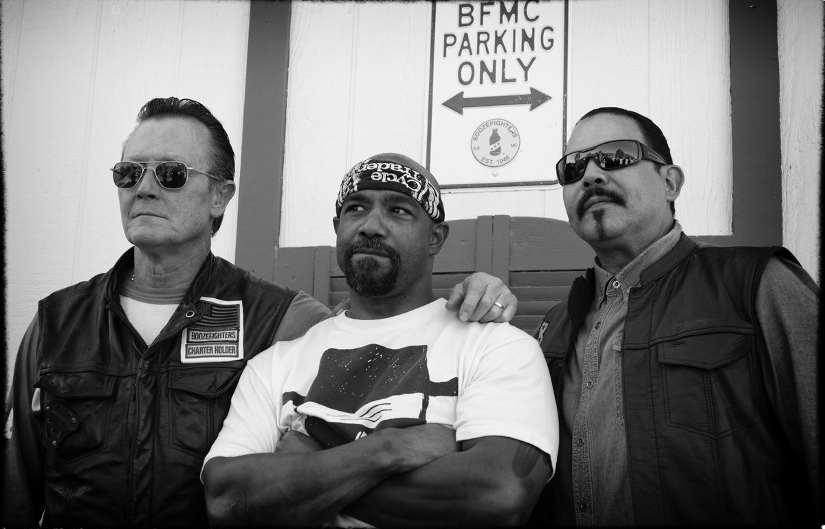 robertpatrickT2's tweet image. Great memory with my SOA brothers @MikeABeach &amp;amp; @EmilioRivera48 👍🏼 

📸 @Jokerbrand 

#soa #sonsofanarchy #bfmc