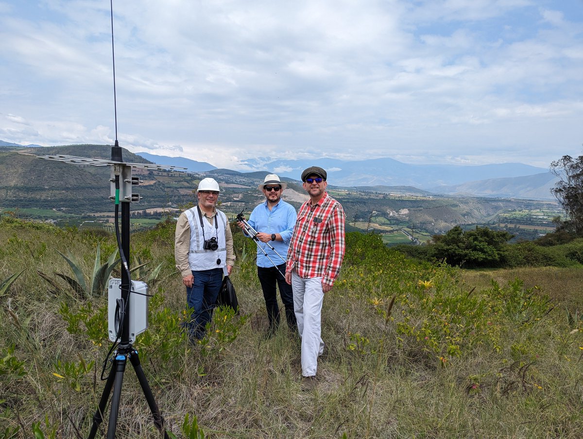 🌍 What makes an ideal location for #GSaaS? 🚀

At Astralintu, we look for:
✅ Equatorial location
✅ &lt;5° MEA coverage
✅ Low RF noise
✅ Reliable power &amp; internet
✅ Good infrastructure
These ensure seamless satellite connectivity! #Space #Astralintu #NewSpace