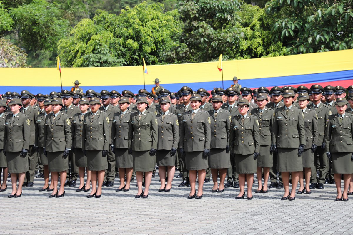 gobiernocaldas1's tweet photo. Desde la Secretaría de Gobierno de Caldas, en cabeza de Jorge Andrés Gómez Escudero, felicitamos a los nuevos patrulleros del curso 006, promoción Subintendente Jaime Andrés Ávila Vega, quienes realizaron su formación en la Escuela de Carabineros Alejandro Gutiérrez de Manizales. https://t.co/3RP2rkI8jN