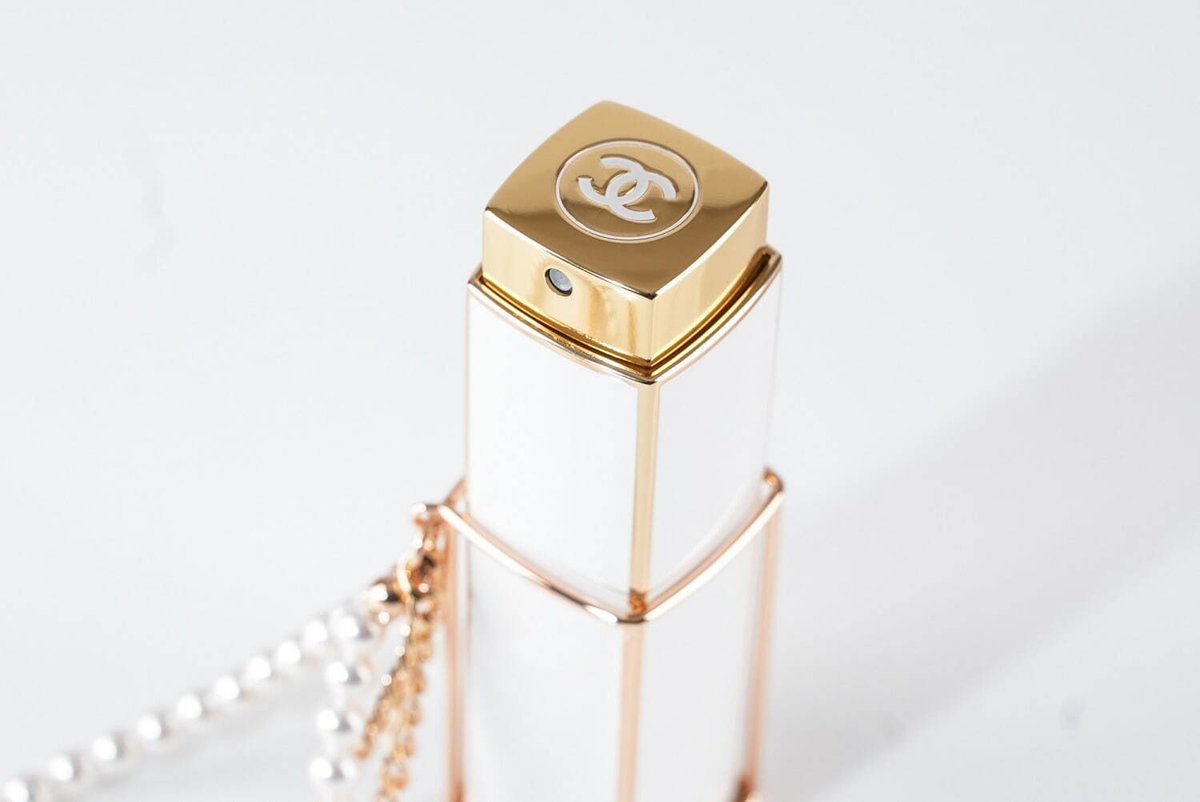 rinoon8229's tweet photo. 3/27（木）CHANEL 香水発売
         あまりに可愛すぎる…𝗺𝗲𝗺𝗼 ఽ✍🏻 https://t.co/RmsrFQTbk8
