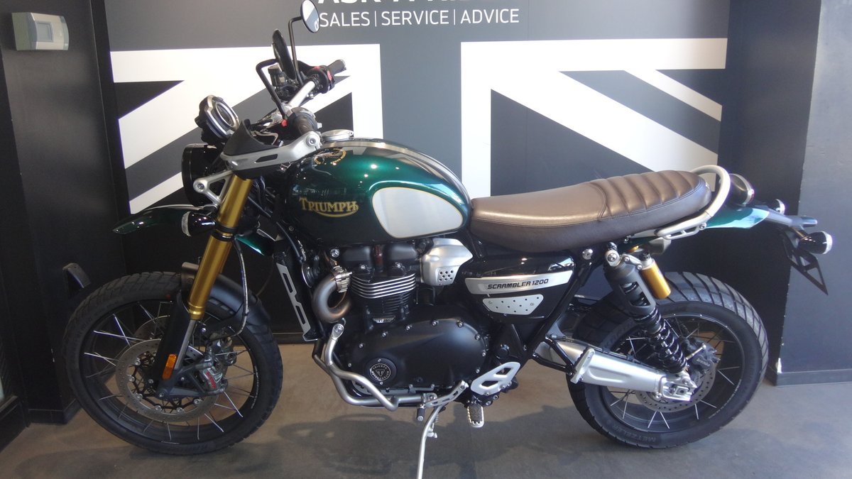 スクランブラー1200XEスティーブマックイーンエディション が中古車の 
