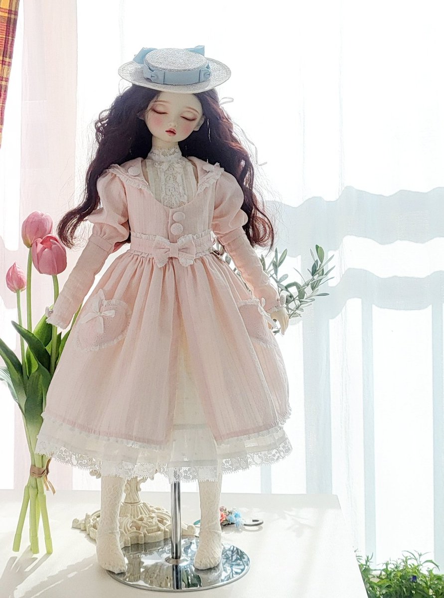 by__Lynn's tweet photo. <서프 H04>
<🎀 롤링드레스 +라타니아🎀>

내일 프젝에서 보실수 있는 세일러  코트+드레스 입니다.

핑쿠 덕후들은 필히 실색감 보셔야합니다 ~😄

너무 사랑스러운 딸기우유 🍓 🥛입니다 🩷  
하트주머니도 있어요 ~ https://t.co/SfuDCgJRK8