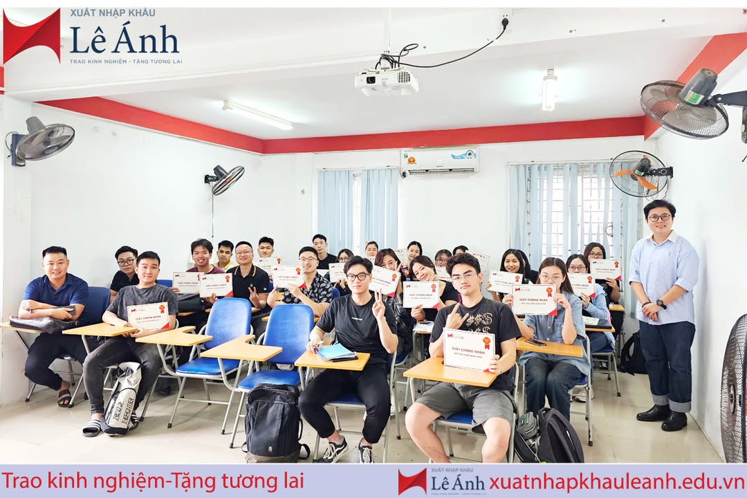 xnkleanh's tweet photo. Khóa học xuất nhập khẩu ngày 21/2/2025
Chương trình khóa học và ưu đãi học phí xem tại link: https://t.co/2nIBFwS4RA
Hotline: 0966199878
#xuatnhapkhauleanh #khoahocxuatnhapkhau https://t.co/xvcH5AR2xl