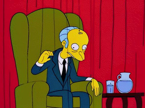 SoySimpsonito's tweet photo. Pati Chapoy llevando a Daniel Bisogno a Ventaneando para dar la exclusiva de su muerte: https://t.co/2xgD4Eyoys