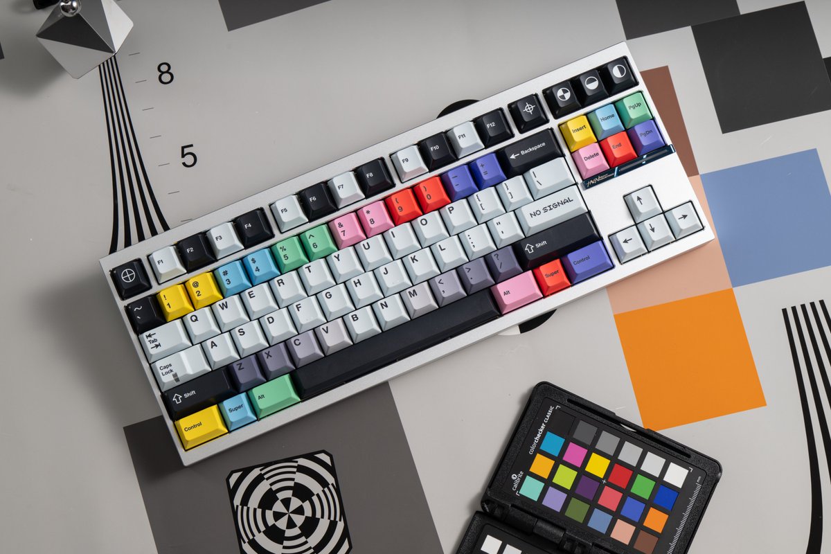 [In-stock] PBTfans No Signal

This project brings me back to my childhood, before the digital age took over. The simple joys of those days—vibrant, nostalgic, and so easy to find.

Designed by <a href="/biipmk/">biipmk</a>

kbdfans.com/products/pbtfa…