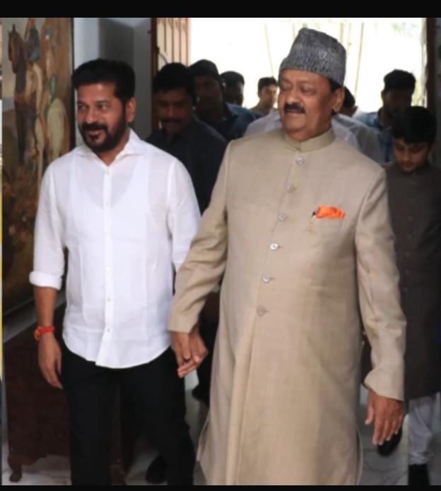 syedtaraqquadri's tweet image. Req @RahulGandhi @kharge @priyankagandhi directs @revanth_anumula relinquishes Rs66Crore GOVT IFTAR PARTY instead pay Hon’ Imams+Moazzans Salaries on par with Hon’ Archakas+Pujaries Rs52440 Monthly as was done by #CMKCR in Yr2017 which will b in tune with Ramzan Spirit @PTI_News